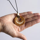 【ペンダント】鹿角 (丸くりぬき) | アイヌ工芸