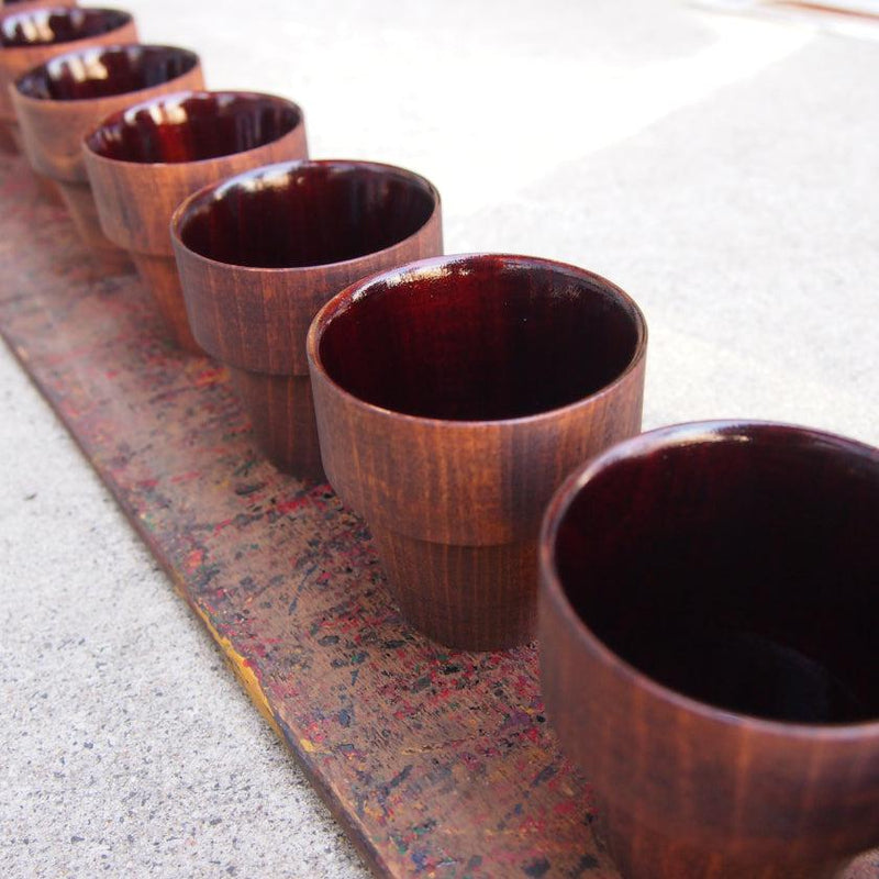 【コップ】青森県から 津軽塗りの こぼしにくいコップ | “0歳からの伝統ブランドaeru”