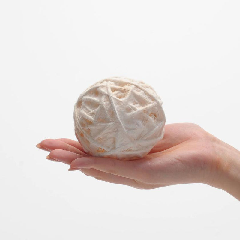 【おもちゃ】愛媛県から手漉き和紙のボール (小) | aeru