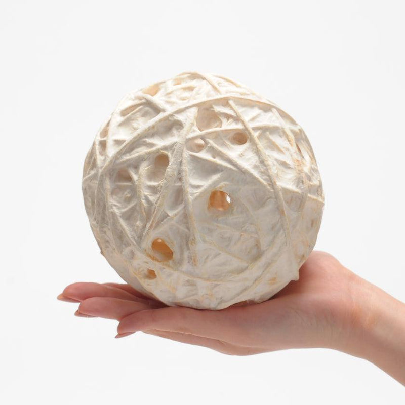 【おもちゃ】愛媛県から手漉き和紙のボール (大) | aeru