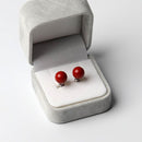 両耳用のイヤリングです。