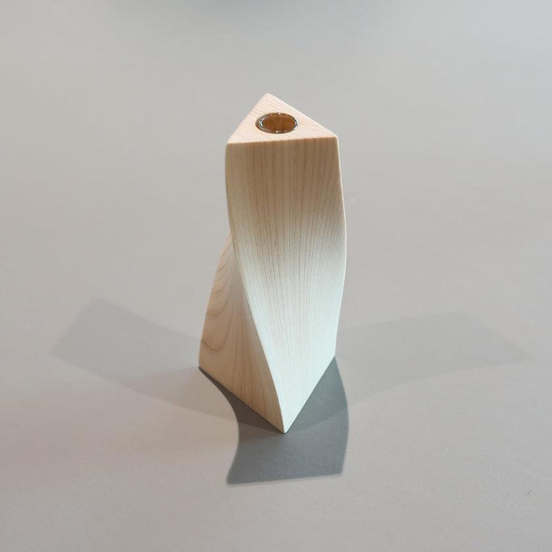 【花瓶】⼀輪挿し (三角B) | 木工 | 木の幸