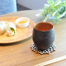 【カップ】菊尽くし - 黒 | 摺り友禅彫刻師 | Sansai