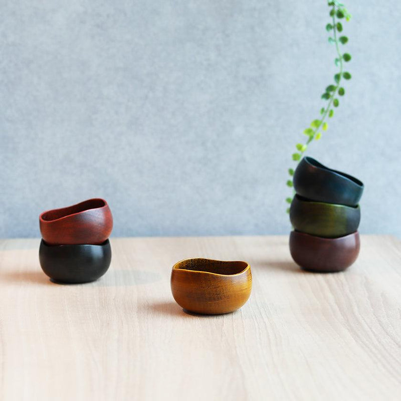 YUIYUの蕾 小鉢 山中漆器。フラワーデザイナーの視点から生まれた植物モチーフの漆器