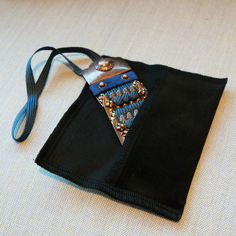 【お守り】錺小鎧® Mini 銅古美色 鉄紺縅 | 美術甲冑| Kyoto Armor