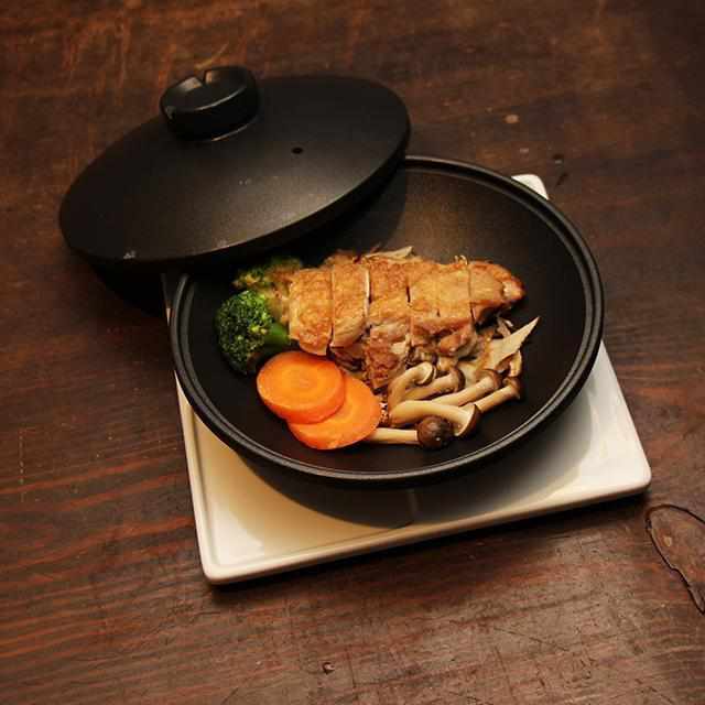 【炭板焼鍋】天 取っ手無し (直火 & IH)※贈答用の箱なし