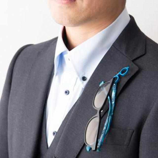 【ピンバッチ】ラペルピン・メガネホルダーになるピンバッチ megane pin (ブラック) | 鯖江の眼鏡 | 匠市