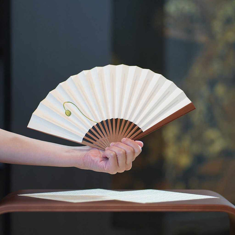 【扇子】女持 金糸梅 白 唐木竹 | 江戸扇子｜雲錦堂 深津扇子店