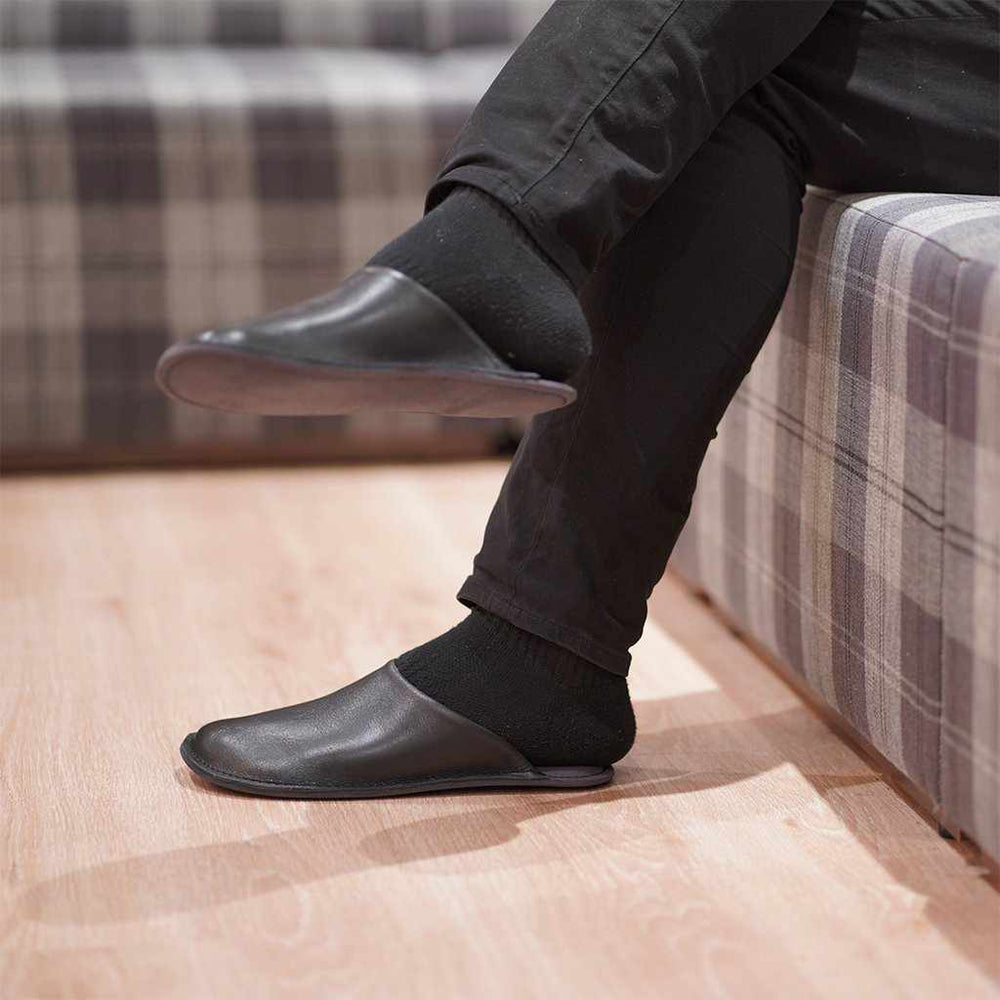 【スリッパ】Reela 本革スムース ルームサボ（ブラック）